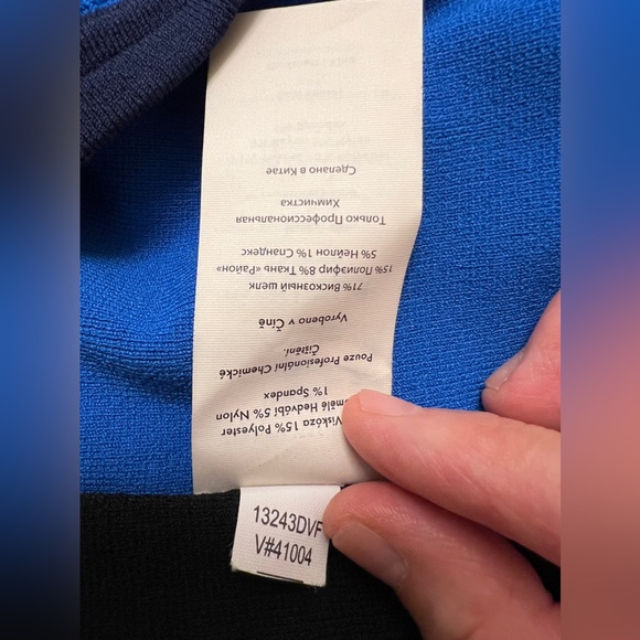 Diane von Furstenberg authentic color block wrap top XS - Picture 15 of 16